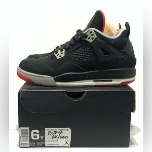 Air Jordan 4 Retro